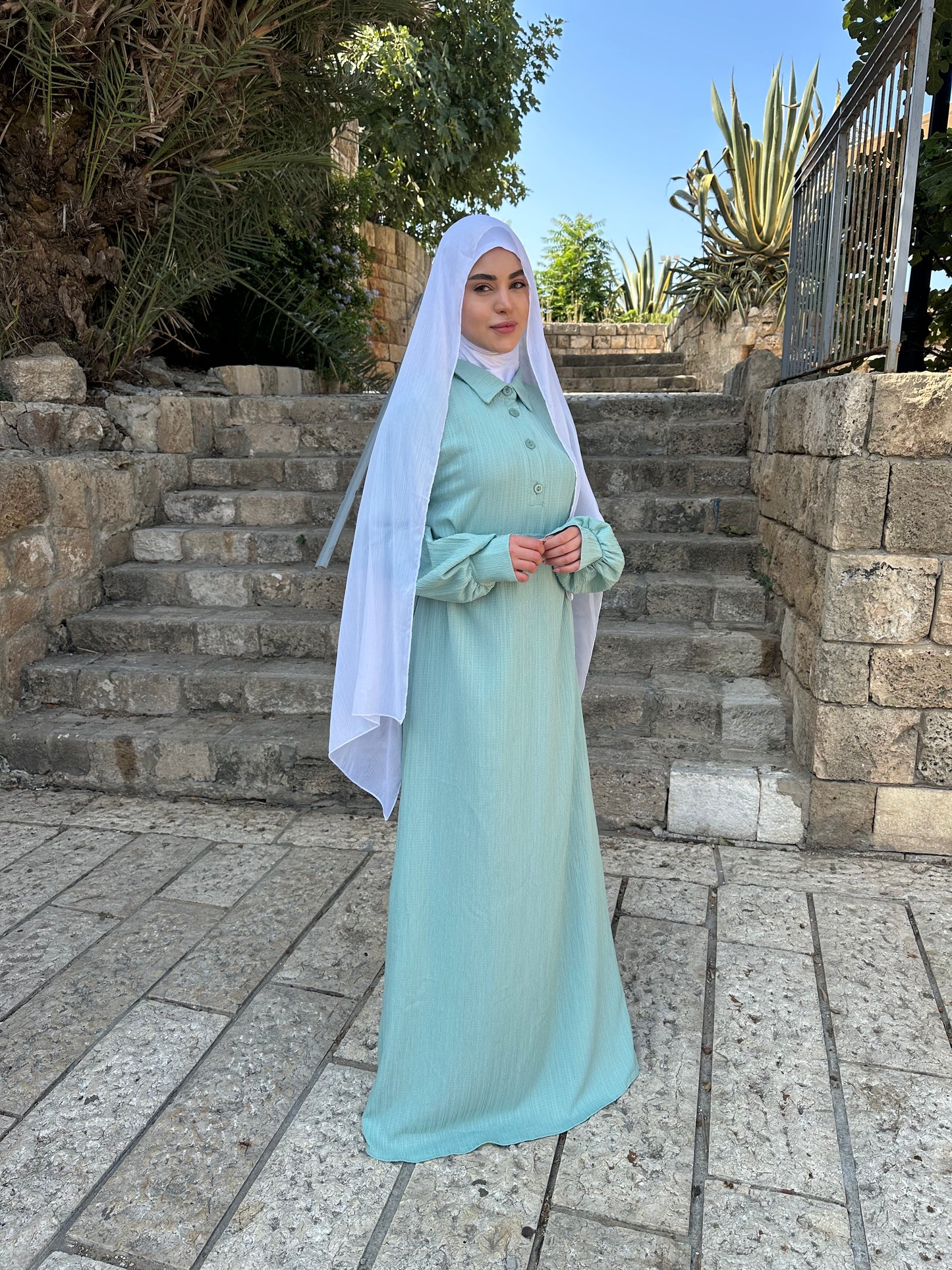 فستان الرِفا- لون فستقي