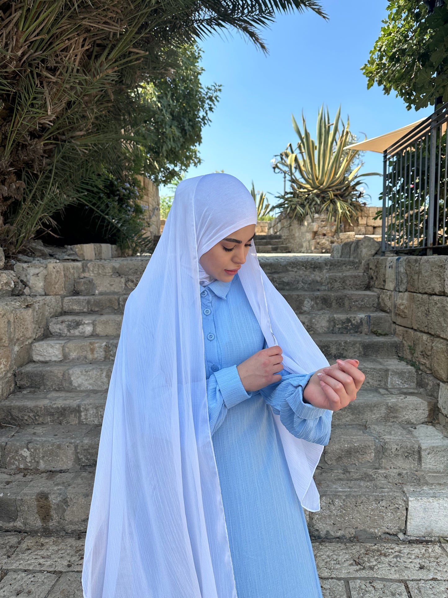فستان الرِفا- لون ازرق